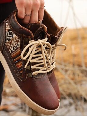 Inkkas Women Boots 8 Vegan Leather Brown Camping Shoe Ankle Pattern Lace Up